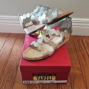 Vaneli Kelcie Palepit Gesakid Sandals Heel Wedges New in Box